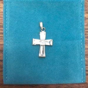 925 Sterling Silver Cross Pendant